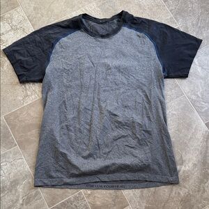 Lululemon  mental vent tech, short sleeve T-shirt men’s 20” PTP (med)